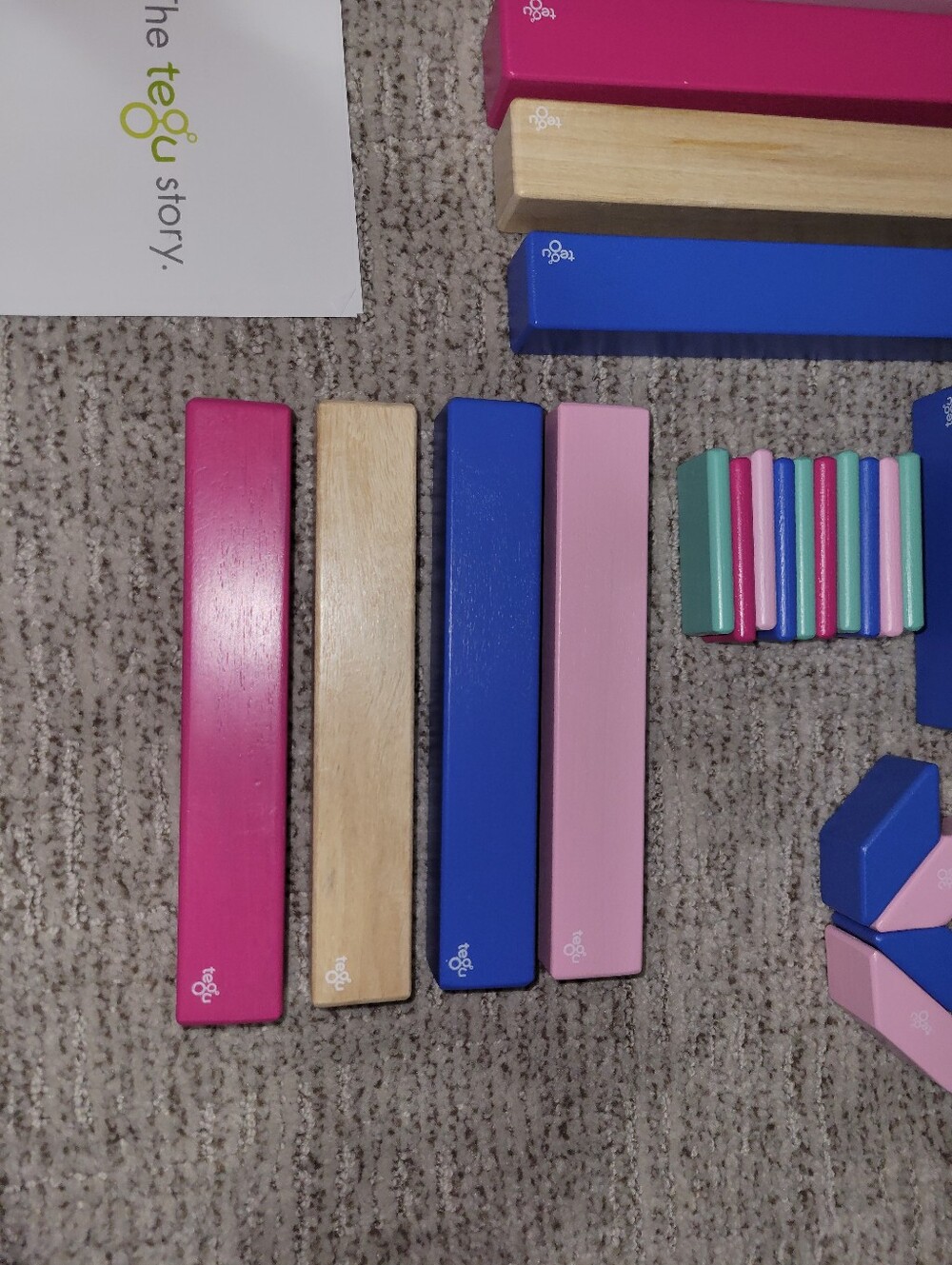 54 Piece Tegu Wooden Magnetic Blocks - New - Picture 4 of 5